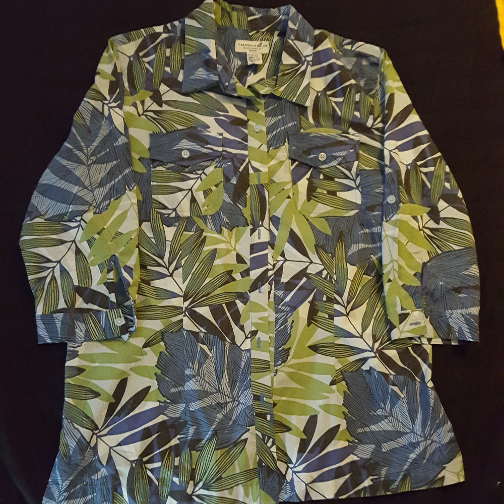 Carribbean Joe, Ladies top. nwot